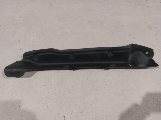 Tailgate D-Pillar, LH